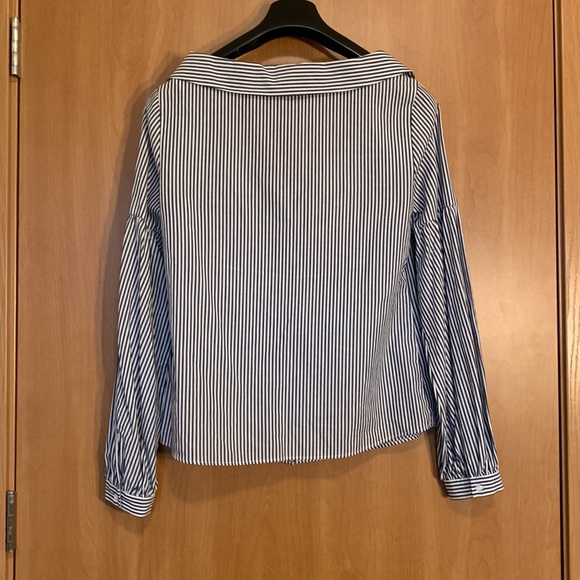 Banana republic off-the-shoulder striped long-sleeve button-down shirt - Picture 3 of 4